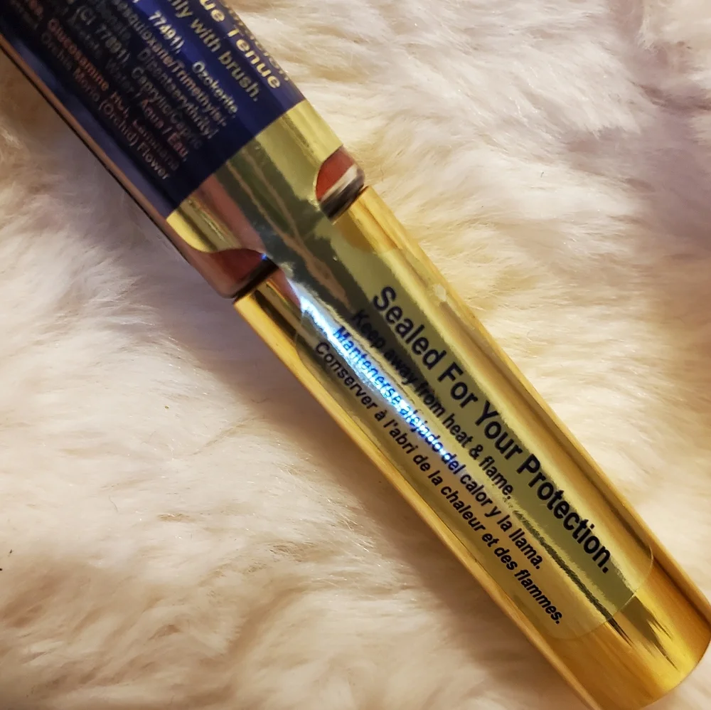 SeneGence shadowsense long